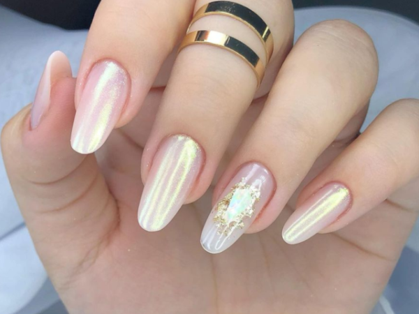 Unhas de Gel: Guia Completo para Manter as Unhas Fortes e Bonitas